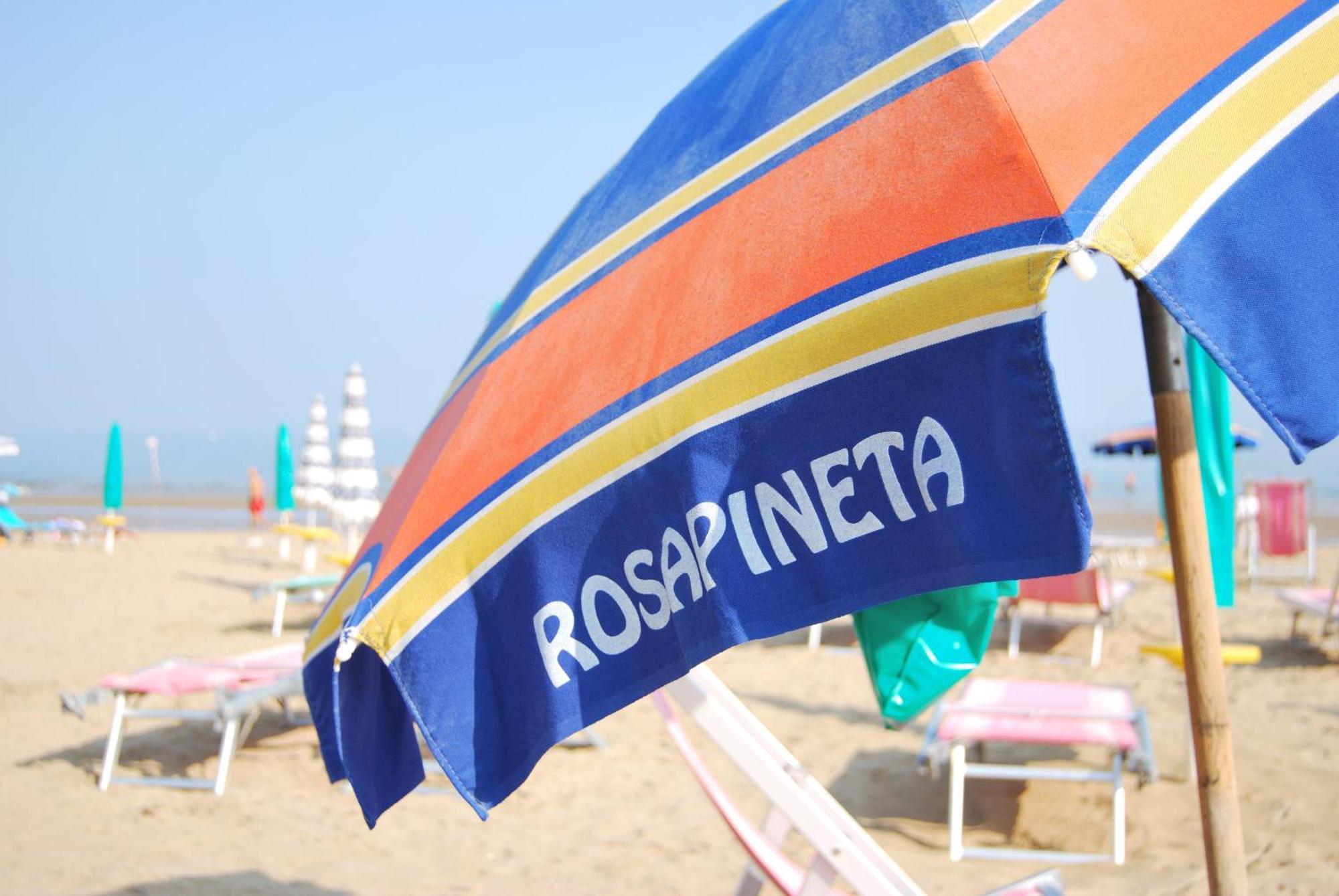 Hotel Rosapineta - Adults Only Lignano Sabbiadoro Exteriör bild
